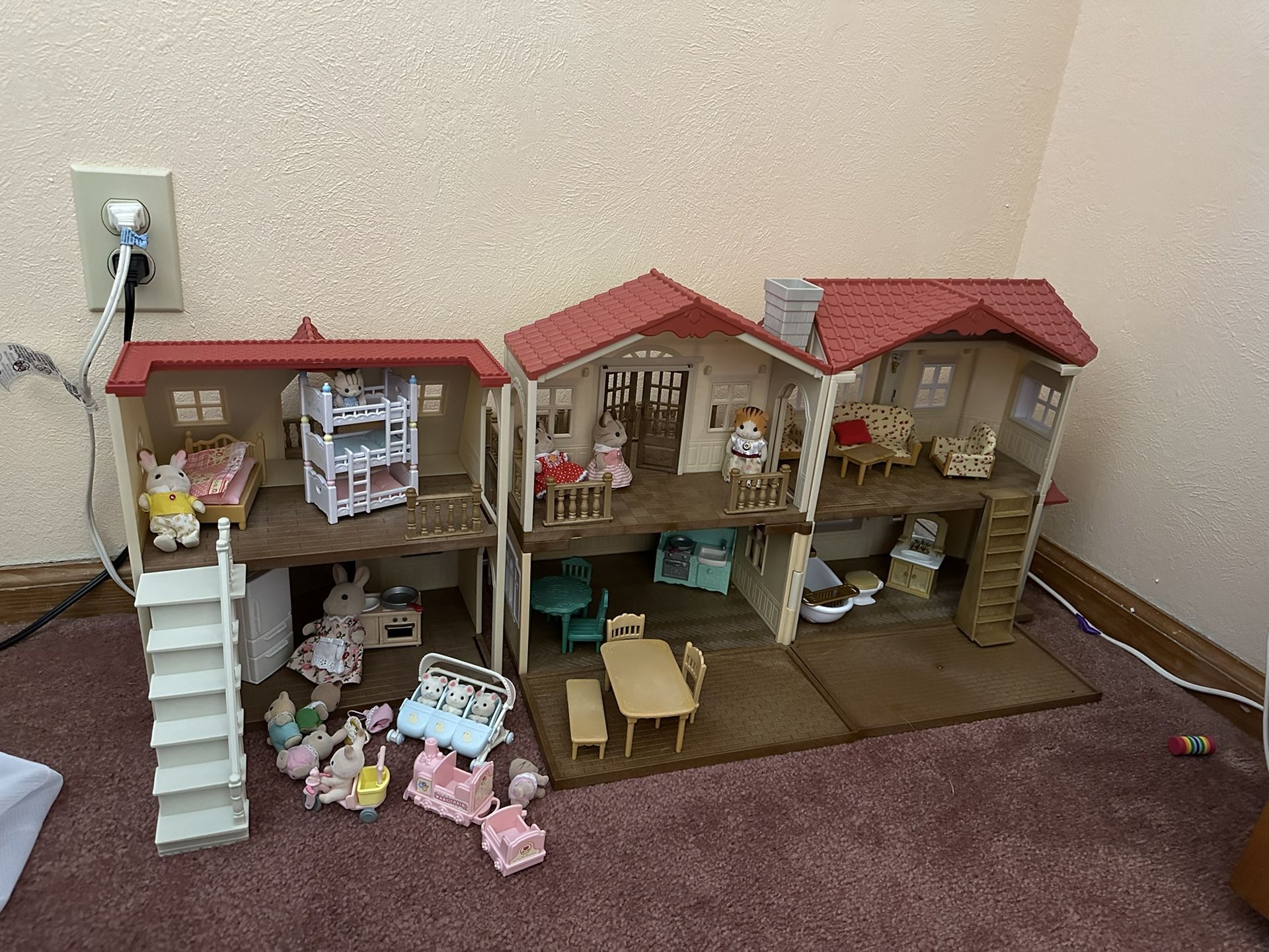 Calico Critter Light Up House With Sets And Critters