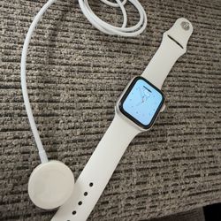 Apple Watch Series 5 40mm