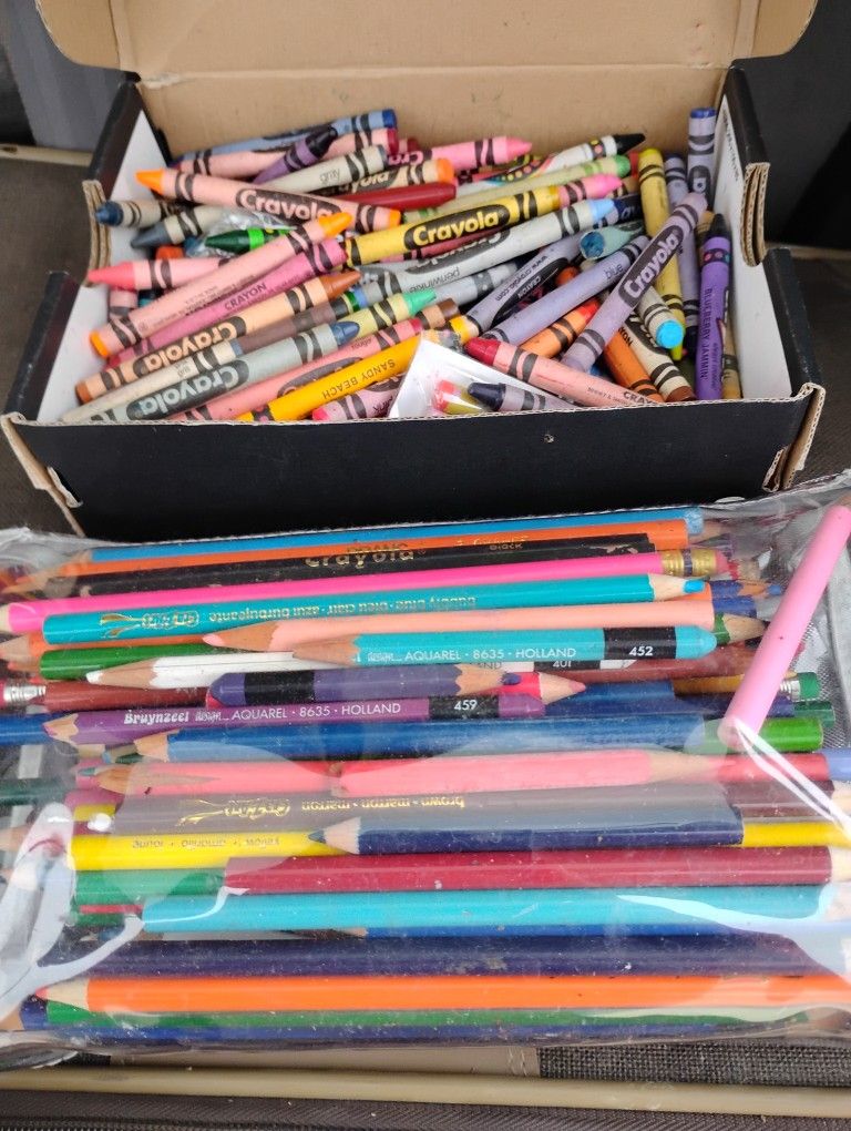 Crayons & Colored Pencils