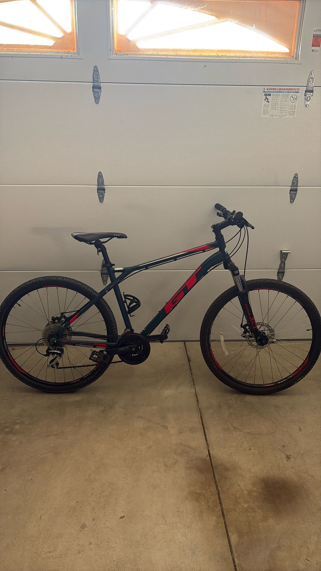 Moutainbike Aggressor Pro GT (Adult Large) XCT Shocks