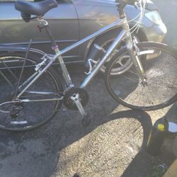 Trek Mountain Bike 17"700series27 Speed