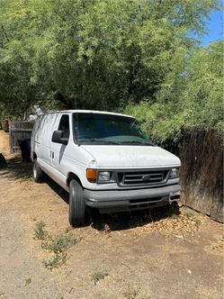 2004 ford van