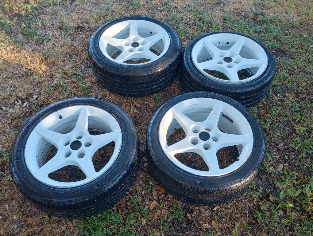 Ford mustang Saleen Wheels 