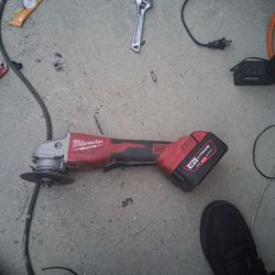 Milwaukee Brushless Drill With Battery