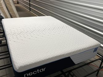 Queen Mattress - Nectar $325