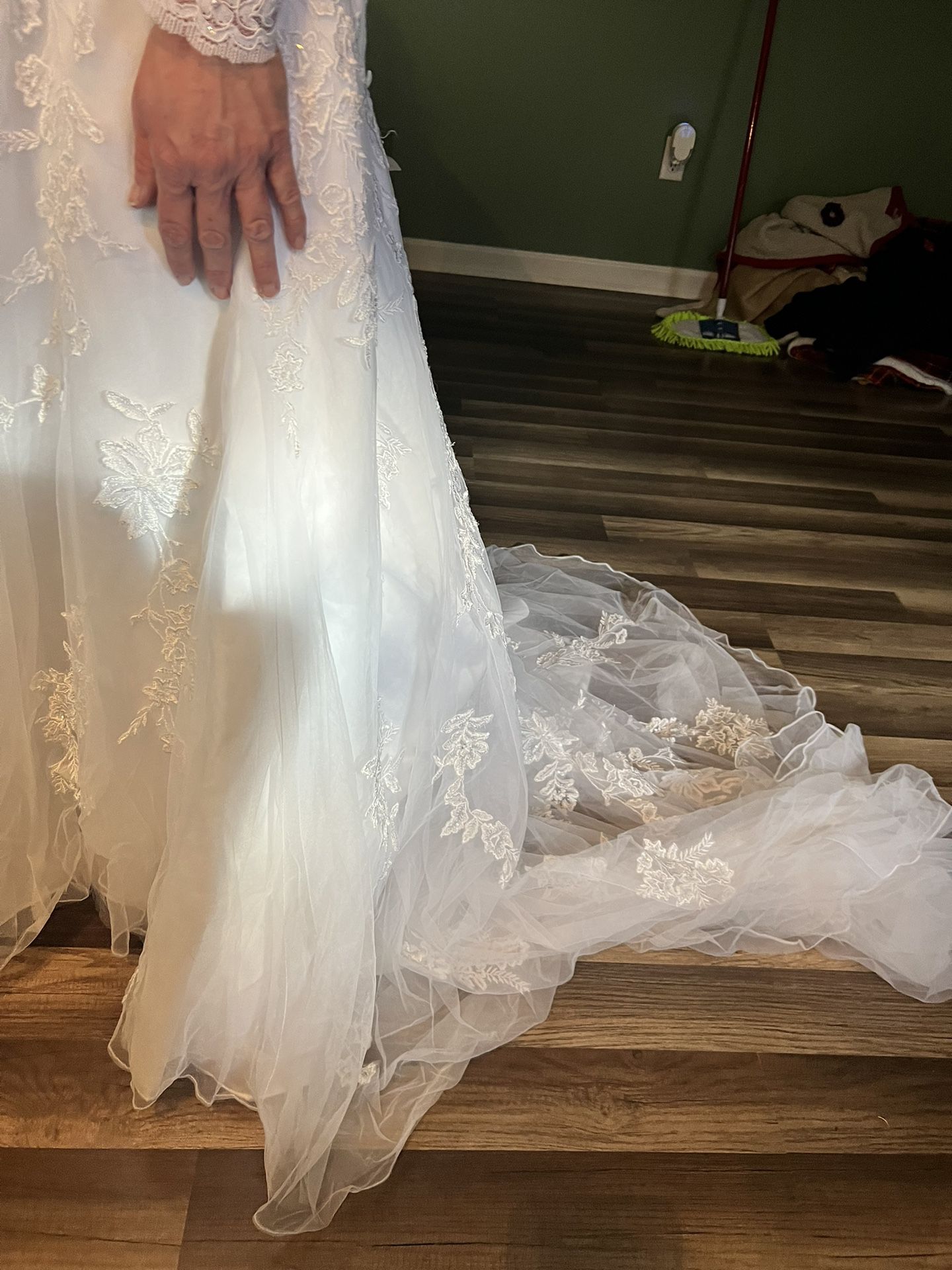 David Bridal Wedding Dress