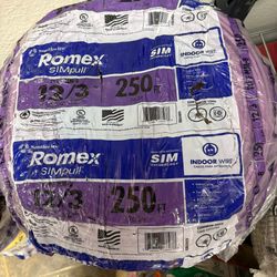 New Romex wire cable 12/3 250ft