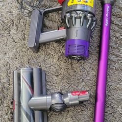 Dyson Vacuum V11