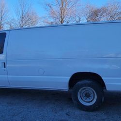 2006 Ford E-350