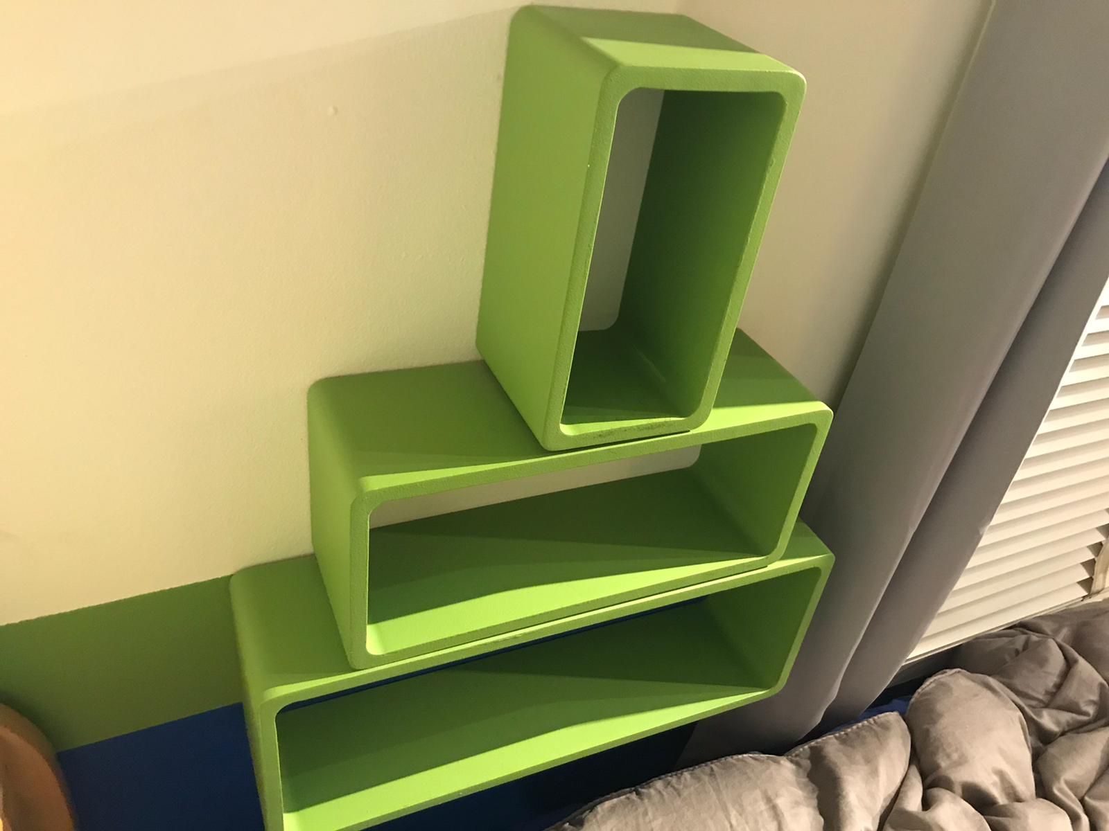 Green Shelves