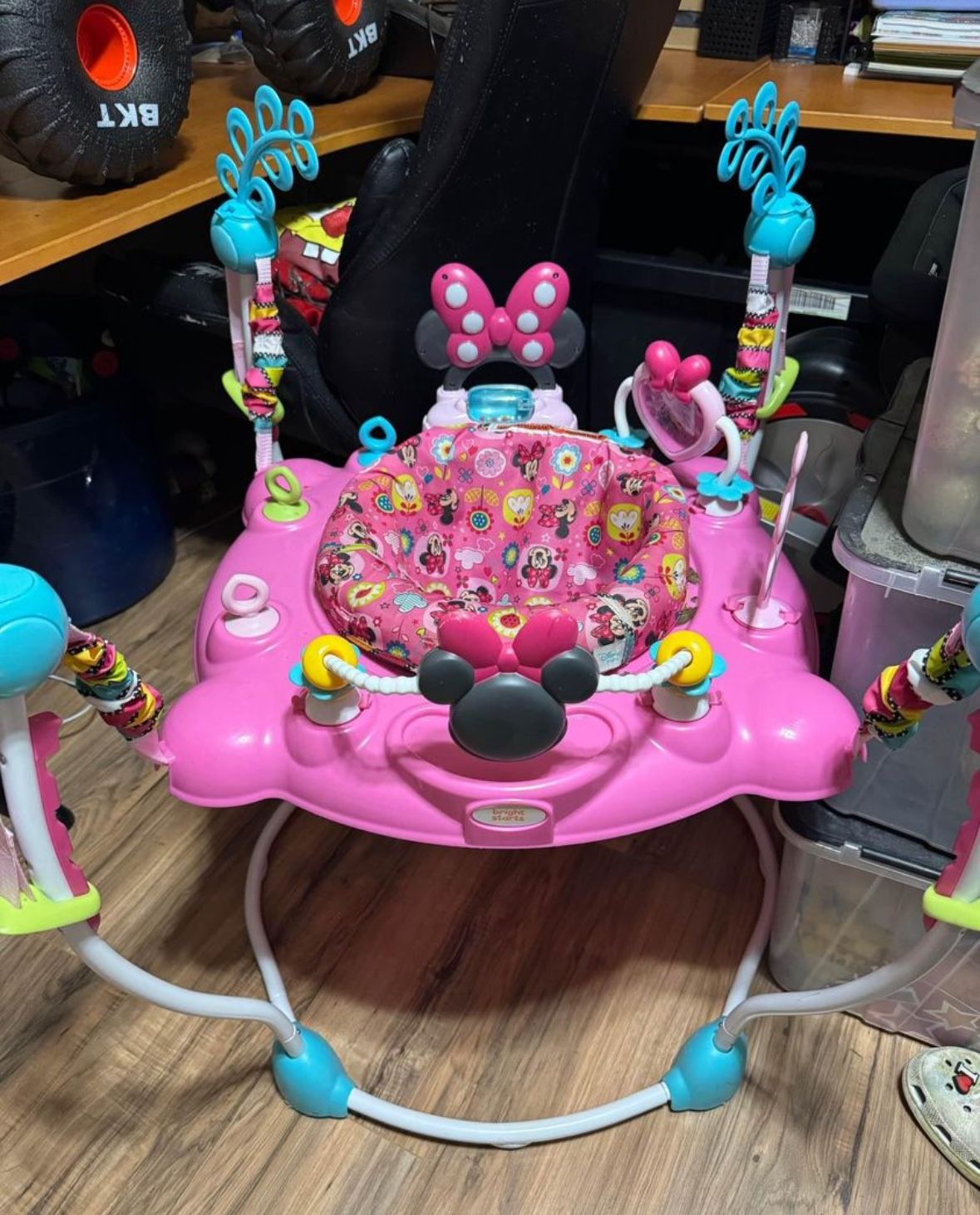 Mini Mouse Jumping Station 