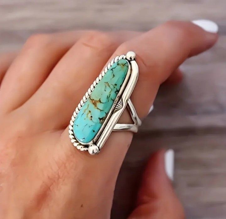 Bohemian Teardrop Turquoise Statement Ring - Vintage Inspired Silver Elegance