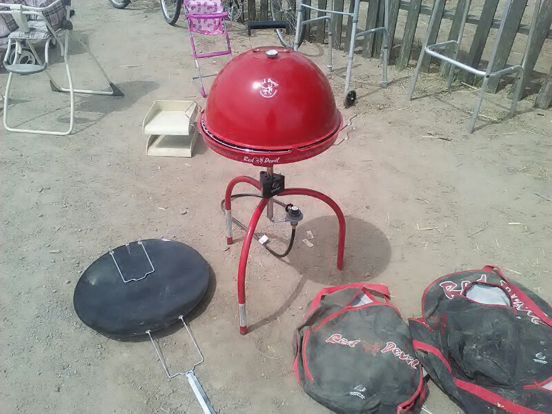 Red Devil - The Portable Outdoor Kitchen