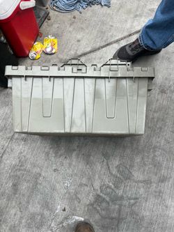 Storage bins