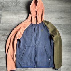 Nike Tech Fleece