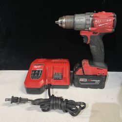 Milwaukee 2804-20 M18 1/2” Hammer Drill Driver W/ 3Ah Battery & Rapid Charger 