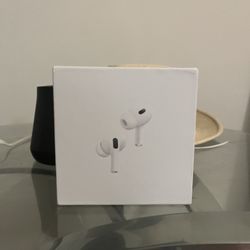 (BRAND NEW+FREE WARRANTY)White Apple AirPods Pro 2nd Generation 