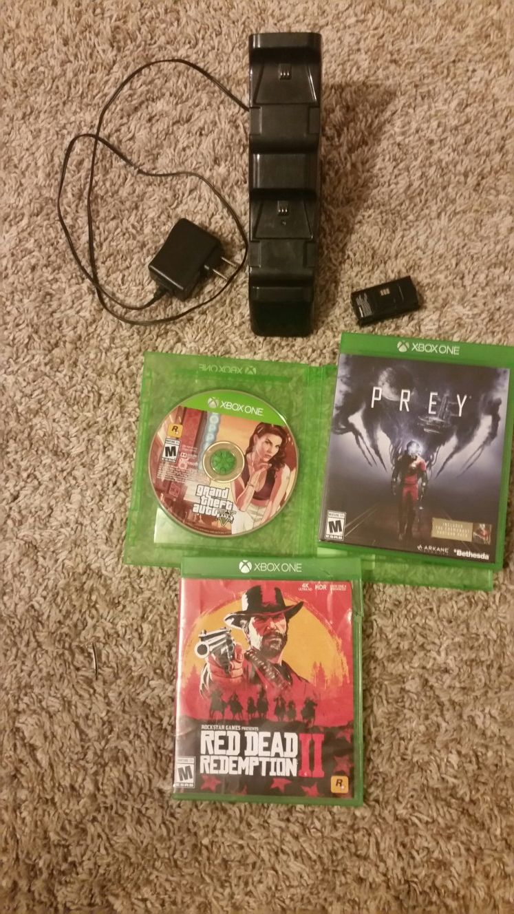X box one s games/energizer charger bundle