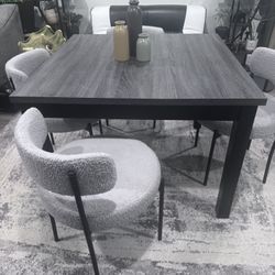 Set of 4 Teddy Boucle Chairs and  Square Table