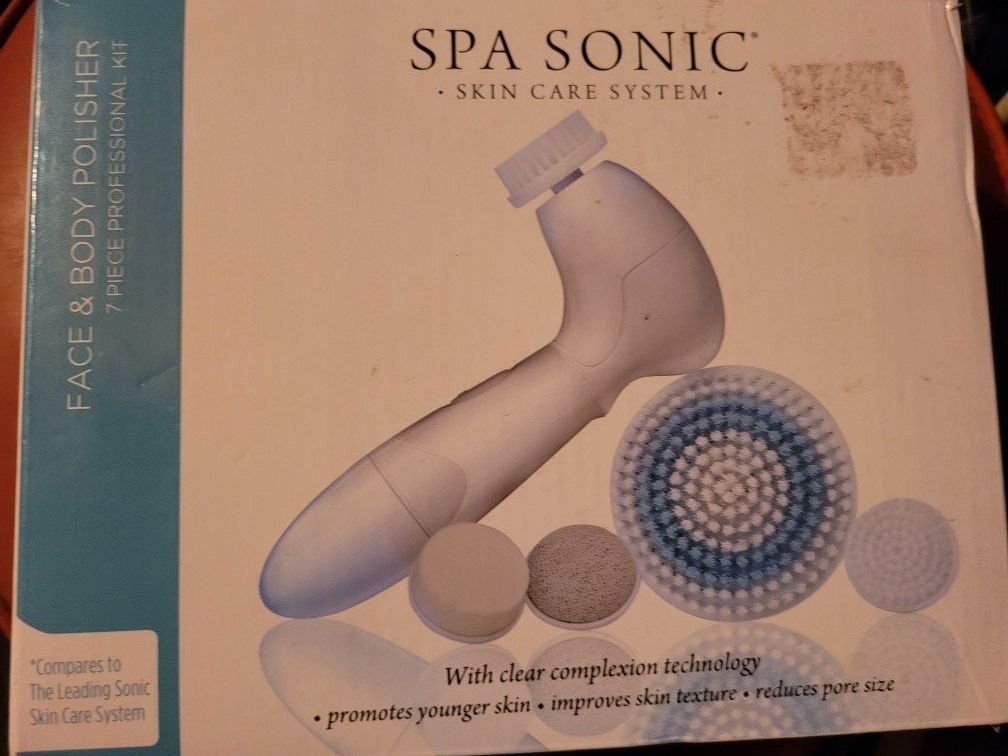 Spa Sonic Facial Brush