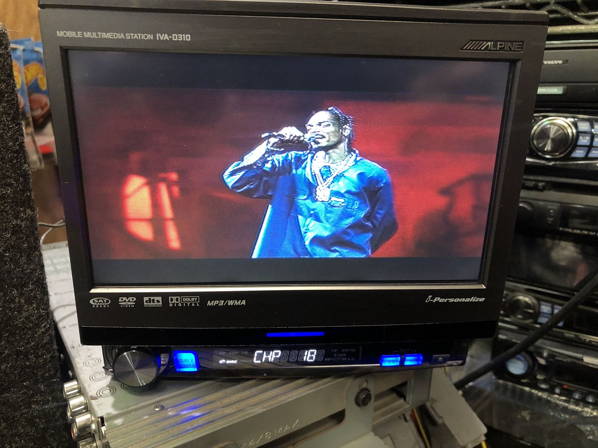 Old School Alpine IVA-D310 DVD / CD receiver with 7
