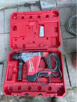 Milwaukee 1 3/4 SDS MAX ROTARY HAMMER