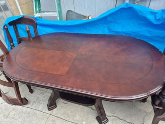 Wood dining room table,4 chairs