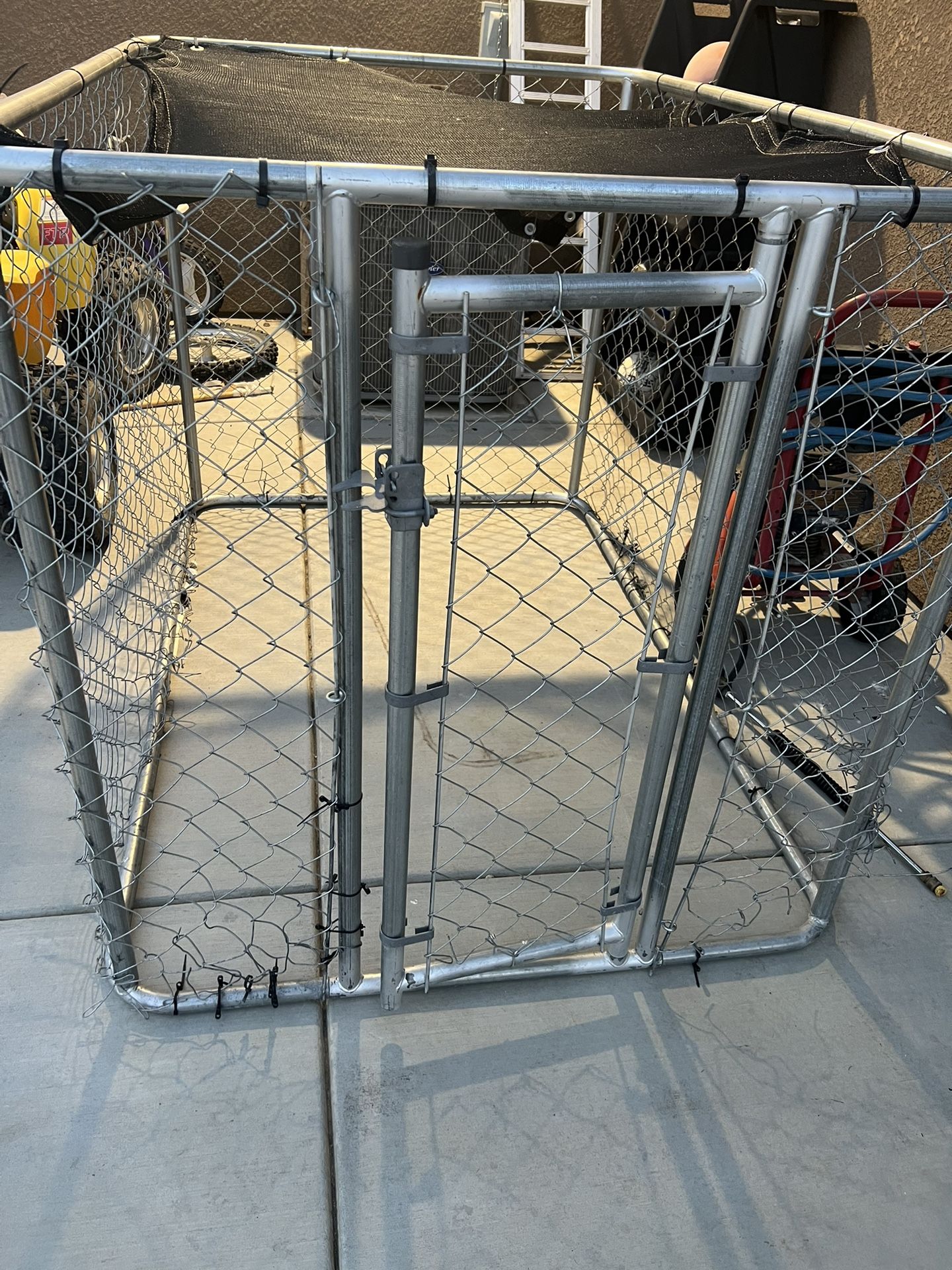 Dog kennel for Sale in Bakersfield, CA OfferUp