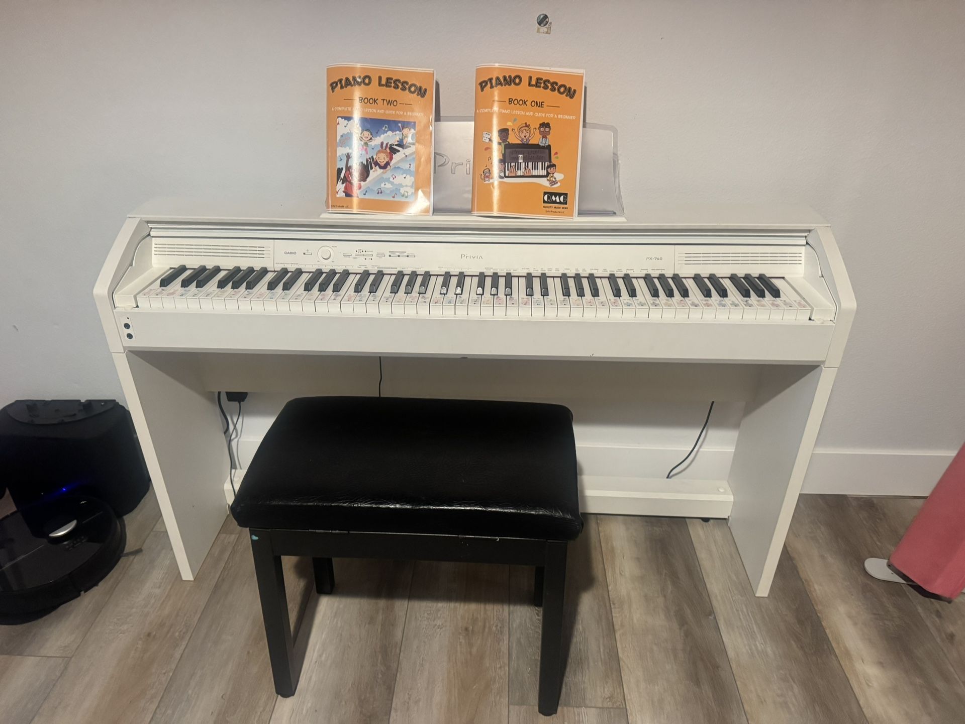 🎹 Casio Privia PX-760 Digital Piano (White) + Bench – Excellent Condition