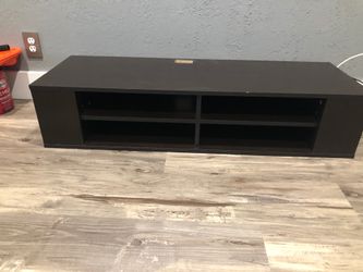 Floating Wall Unit