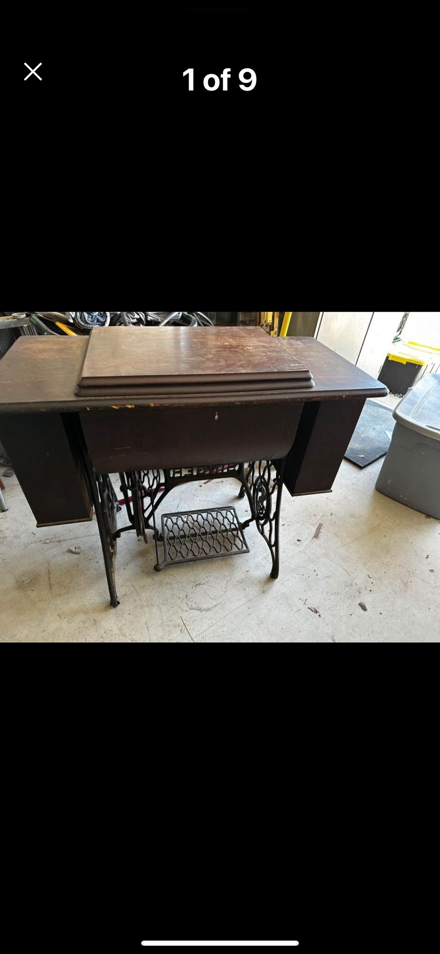 Singer, sewing machine