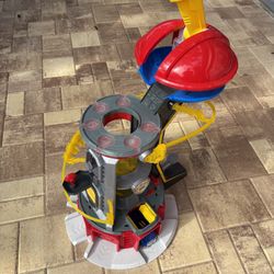 Paw Patrol Lookout Tower Headquarters