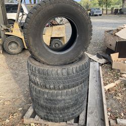 Gladiator QR900-M/T 35x12.50xR17LT