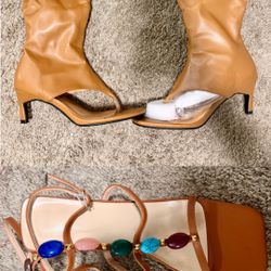 Kitten Heels: Size W9.5 (Per Pair)