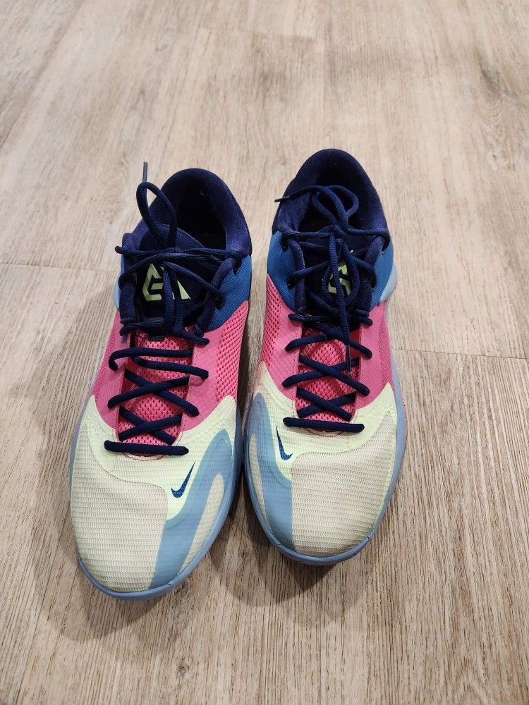 Nike Zoom Freak 4 Giannis Blue Marine DO9680-400 Men's Size 12.5