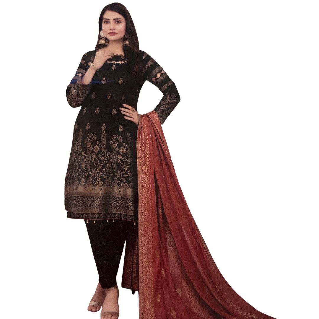 Panjabi Shalwar kameez