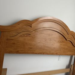 Headboard 
