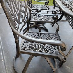 Outdoor/ Patio Dining Table Set