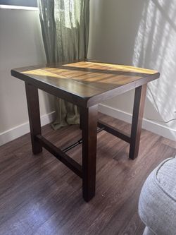Accent Table