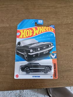 2025 Hot Wheels #189 Muscle Mania 3/10 '67 MUSTANG Black w/Gray MC5 Spoke Wheels