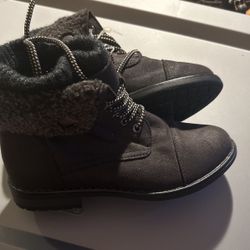 Women’s Boots Size 6.5