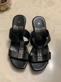 7 7m Italian Shoemakers faux Leather vegan Wedge sandals shoes rhinestones
