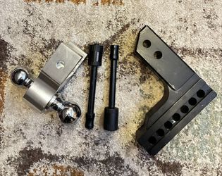 Rhino USA Adjustable Trailer Hitch (2.5-Inch Receiver)