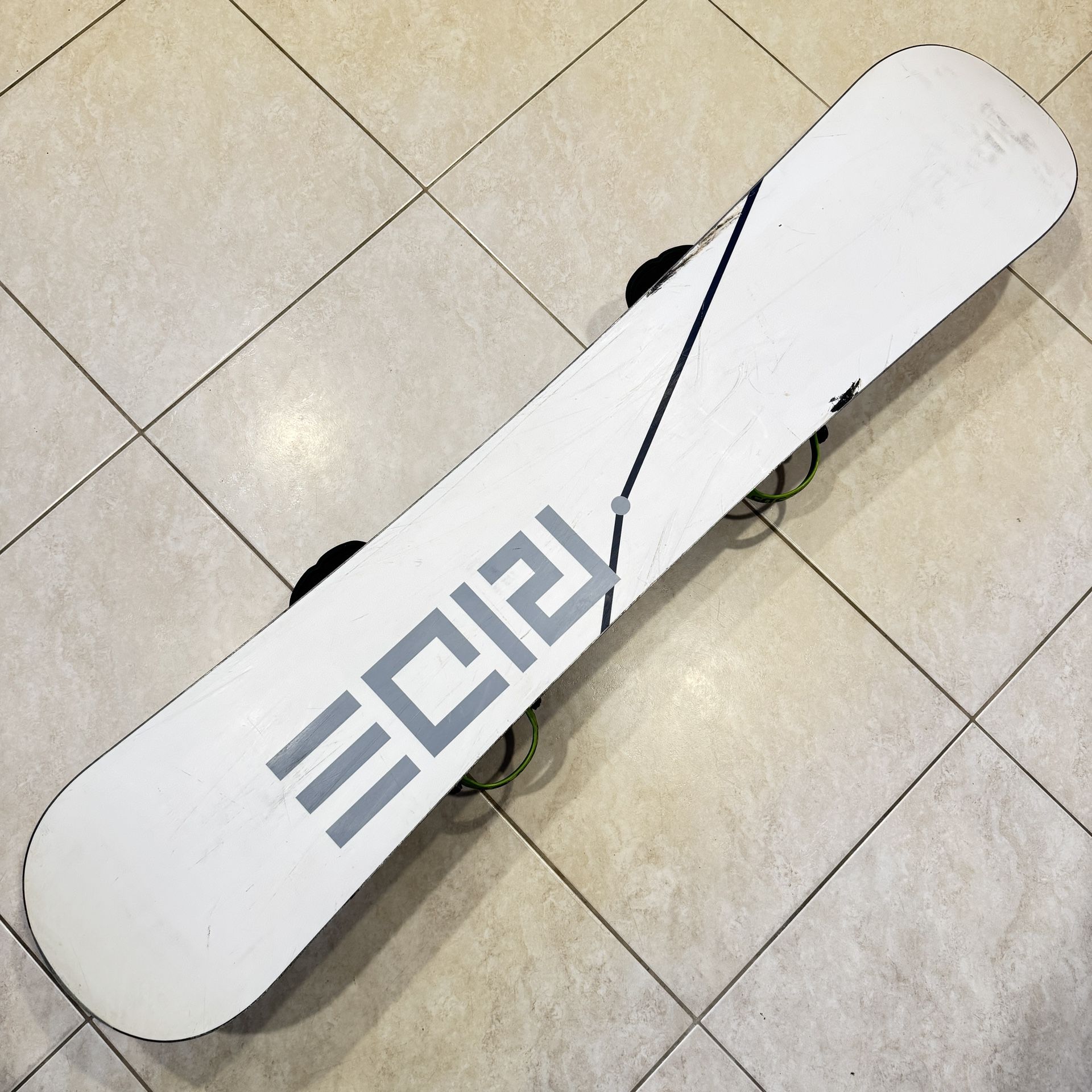 ride 156 snowboard SLEEP RYAN PAUL NITELITE PRO providing effortless turn initiation and performance Ride Agenda Snowboard