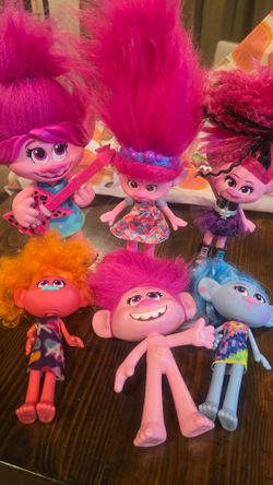 Troll dolls from the Trolls movie aet of 6 toys