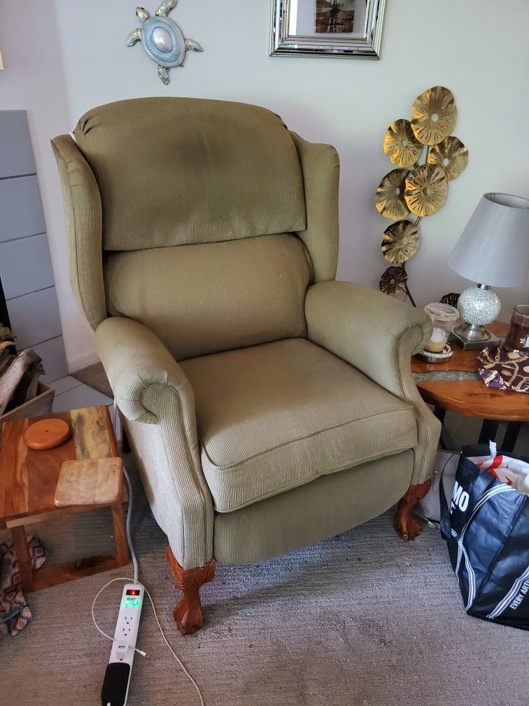 Free Recliner
