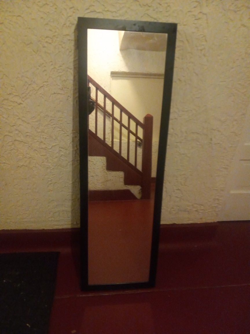 Long Black Standing Mirror And Jewelry Stand