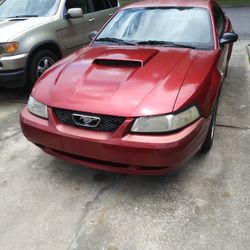 2004 Ford Mustang