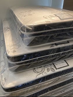 Queen Size Mattress And Foundation New We Deliver 