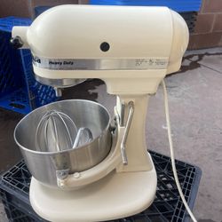 Kitchenaid 5qt Stand Mixer
